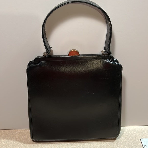 Lady Priscilla vintage clasp leather handbag - Picture 2 of 7